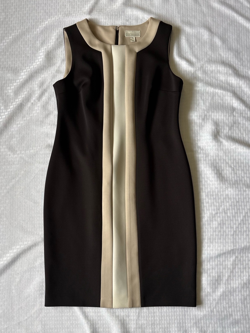 Dana Buchman Black Sheath Dress with Cream Center Panel